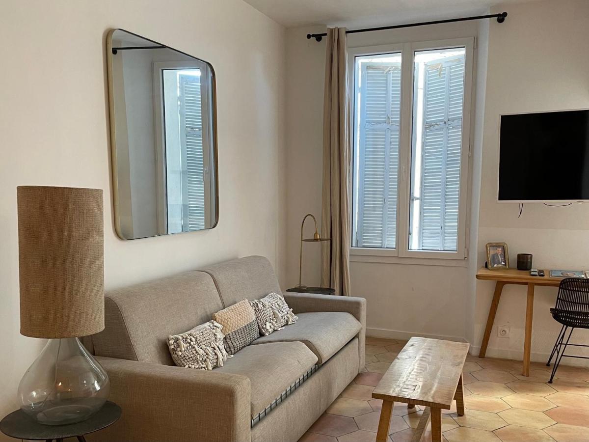 Residence Les Hauts De Saint Charles Марсилия Екстериор снимка