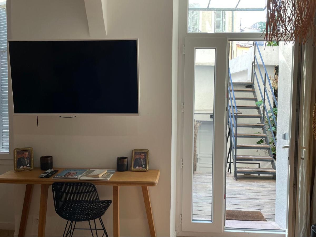Residence Les Hauts De Saint Charles Марсилия Екстериор снимка