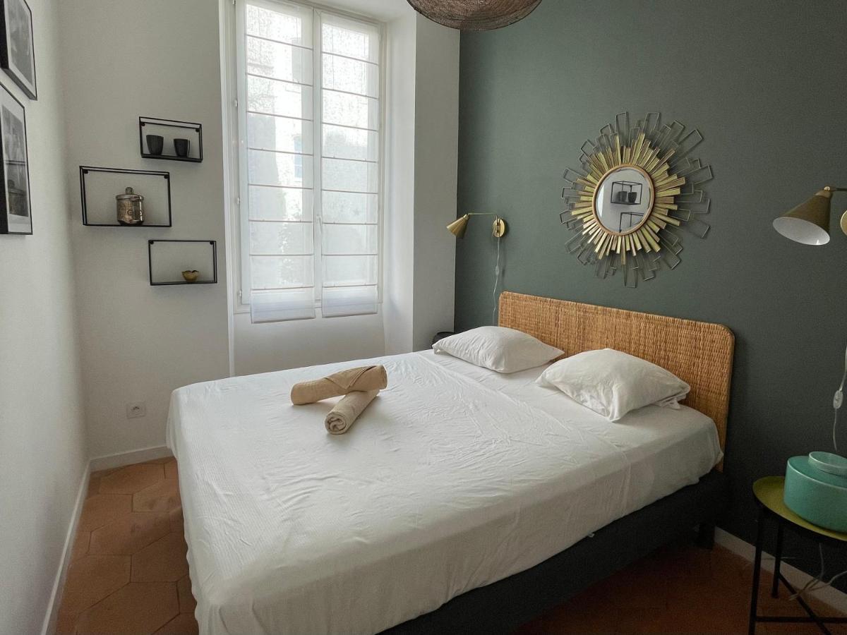 Residence Les Hauts De Saint Charles Марсилия Екстериор снимка